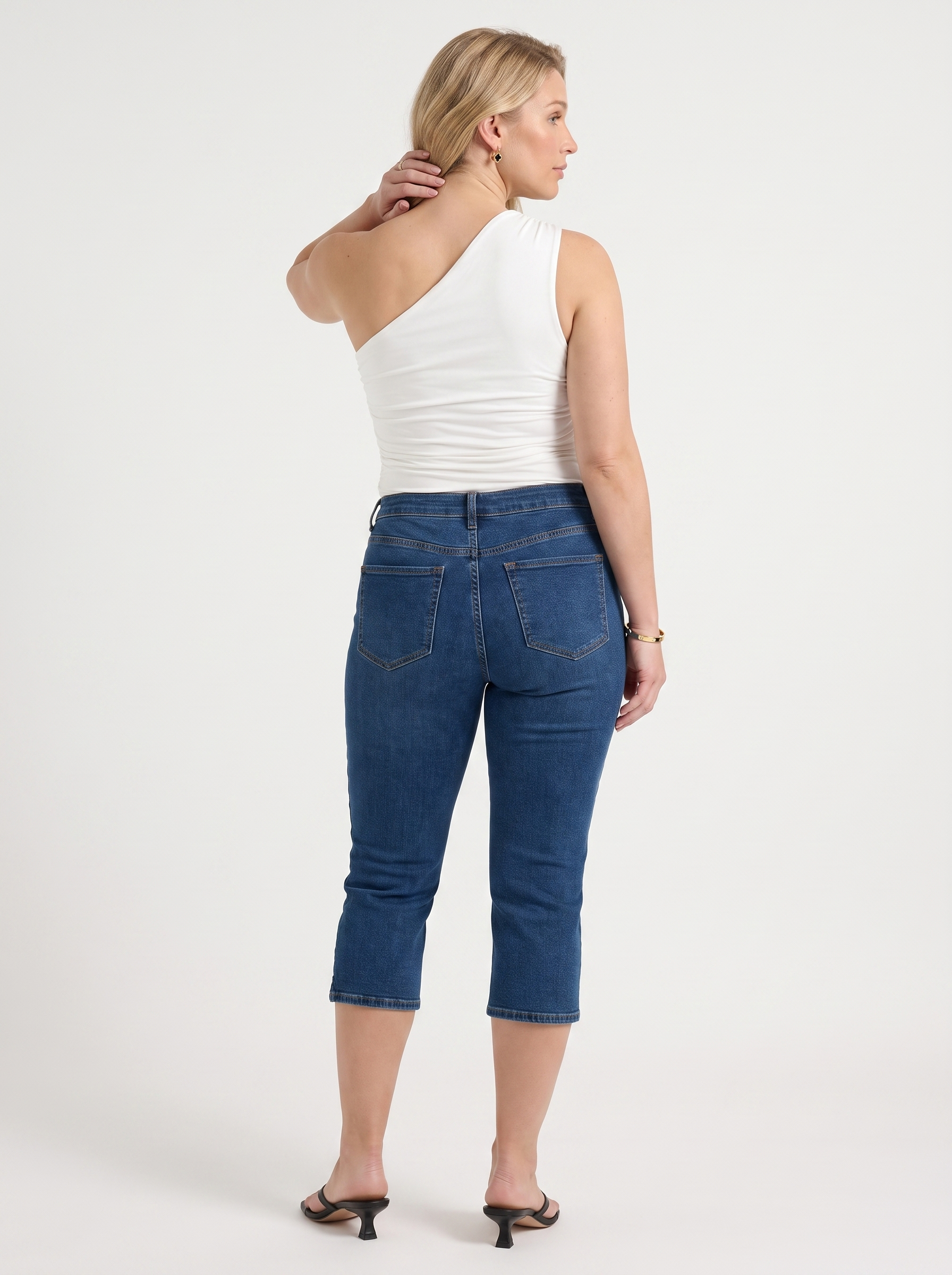 Krystal Capri-Jeans