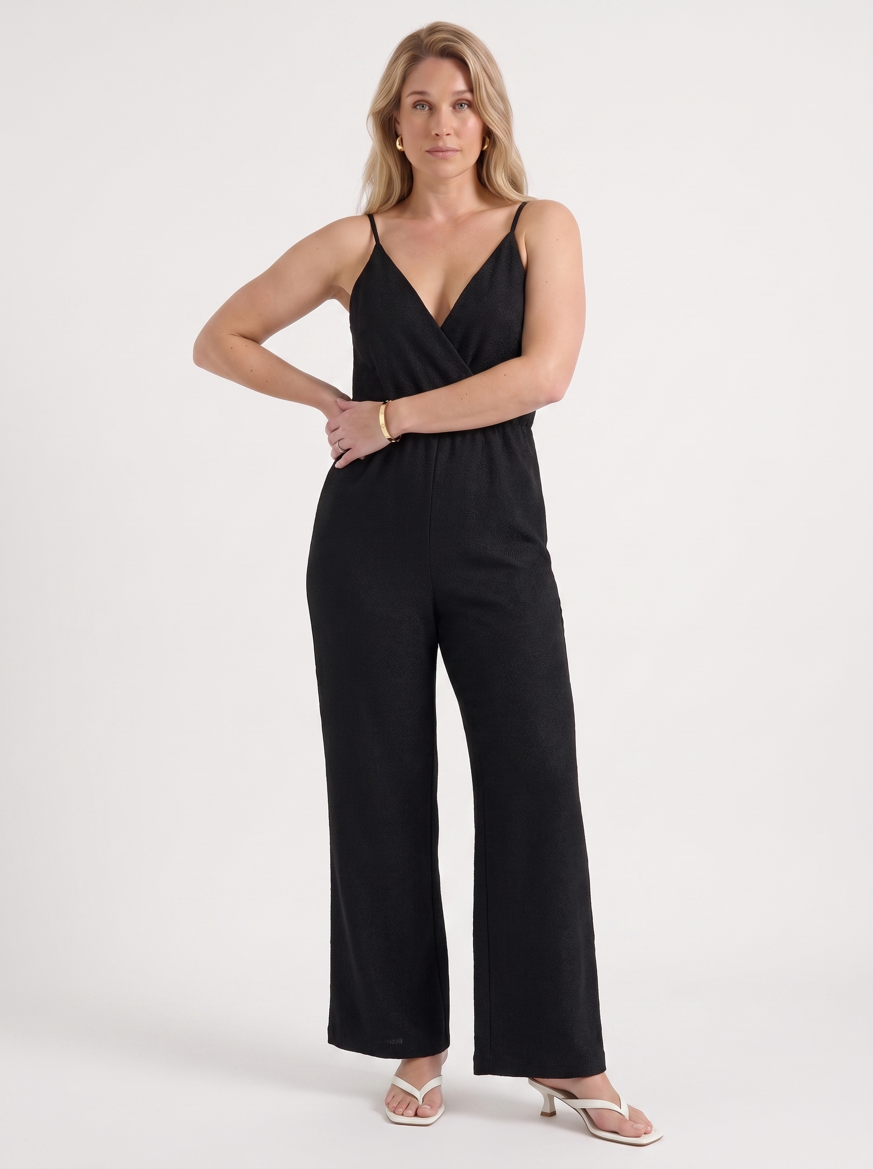 Cheri Damen Jumpsuit in Wickeloptik
