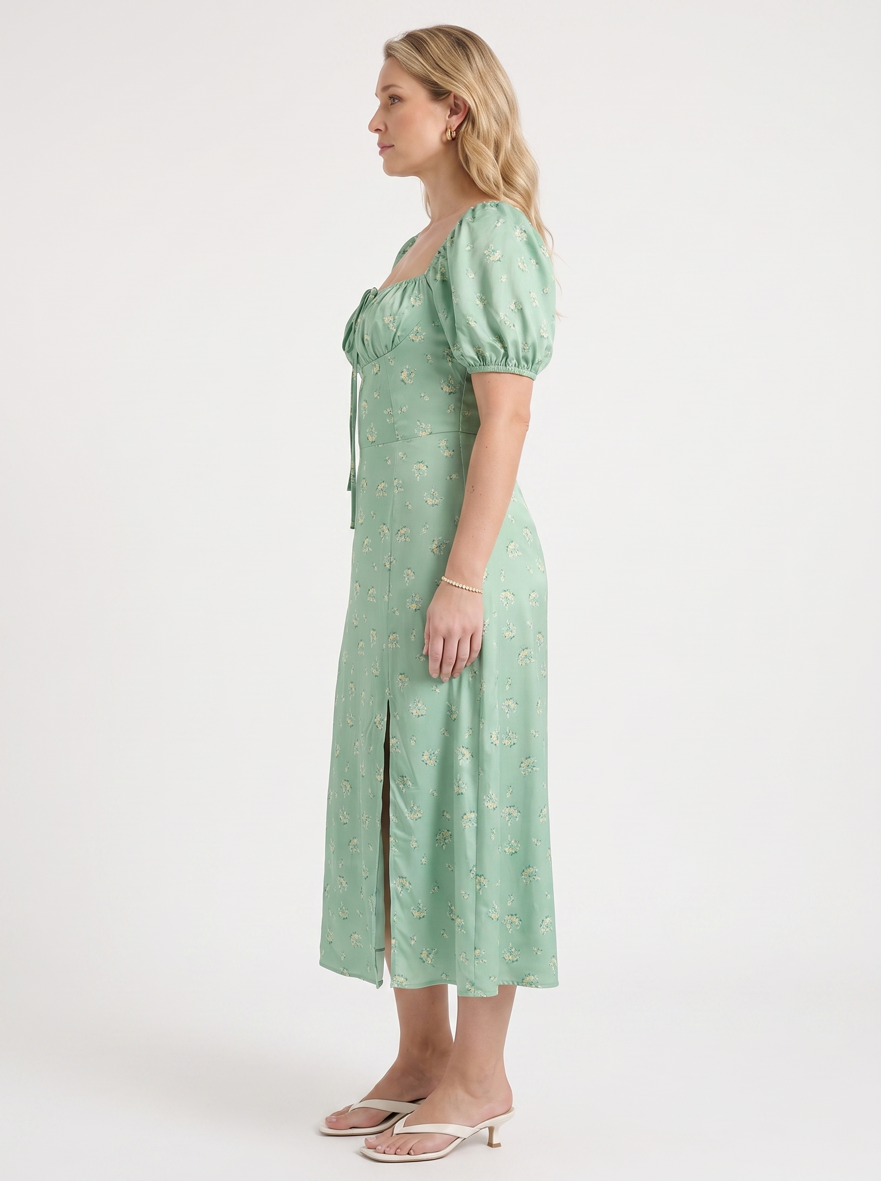 Ivy Midikleid mit Blumenprint und Puffärmeln