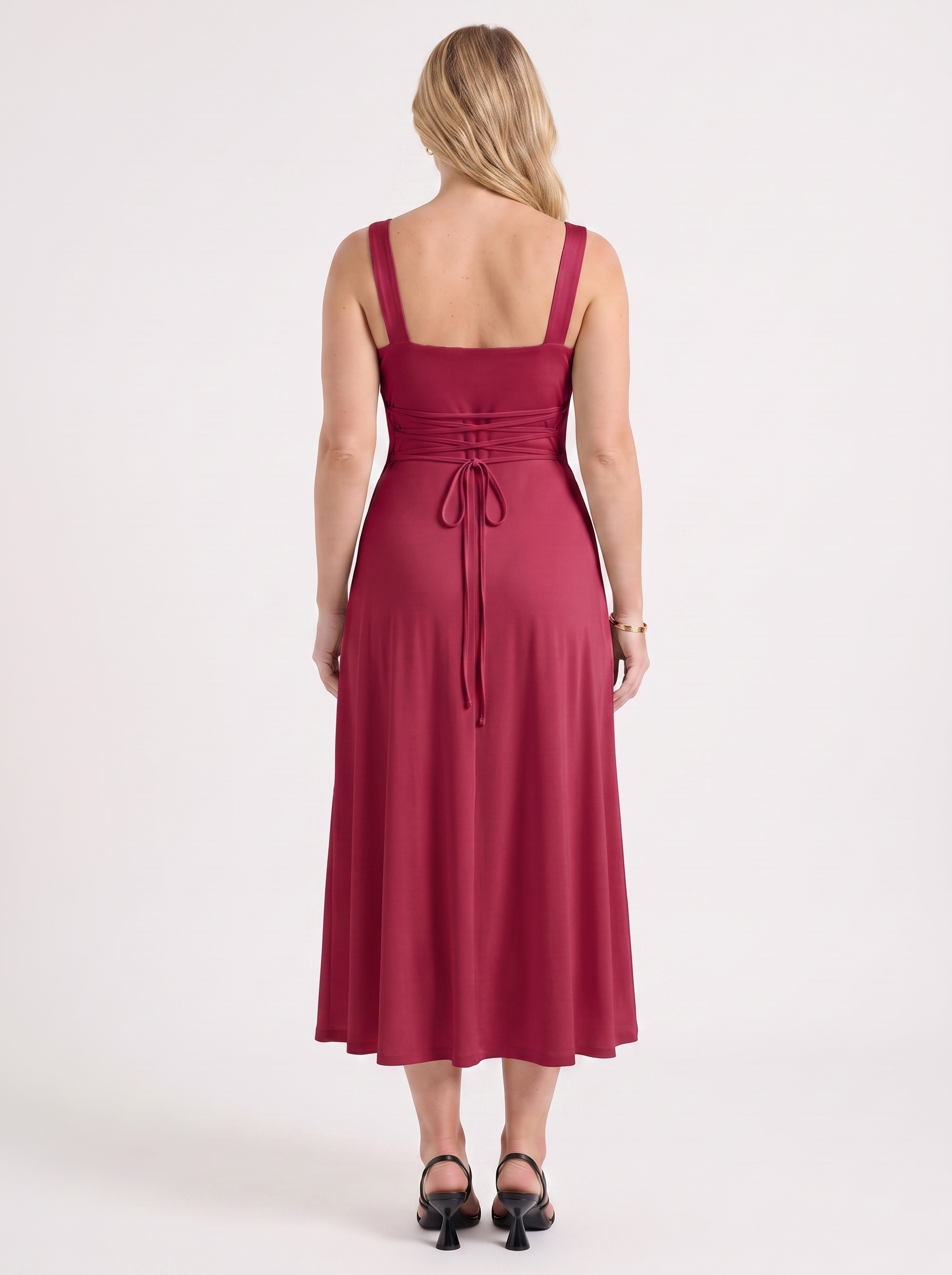 Chloe Midikleid mit Karree-Ausschnitt