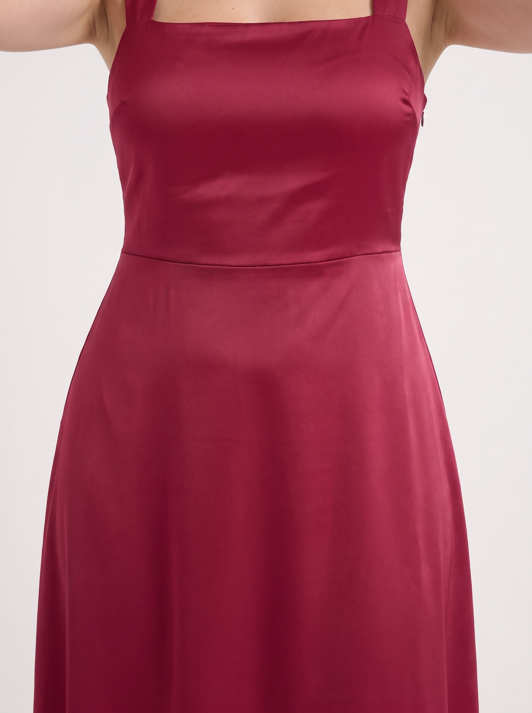 Chloe Midikleid mit Karree-Ausschnitt