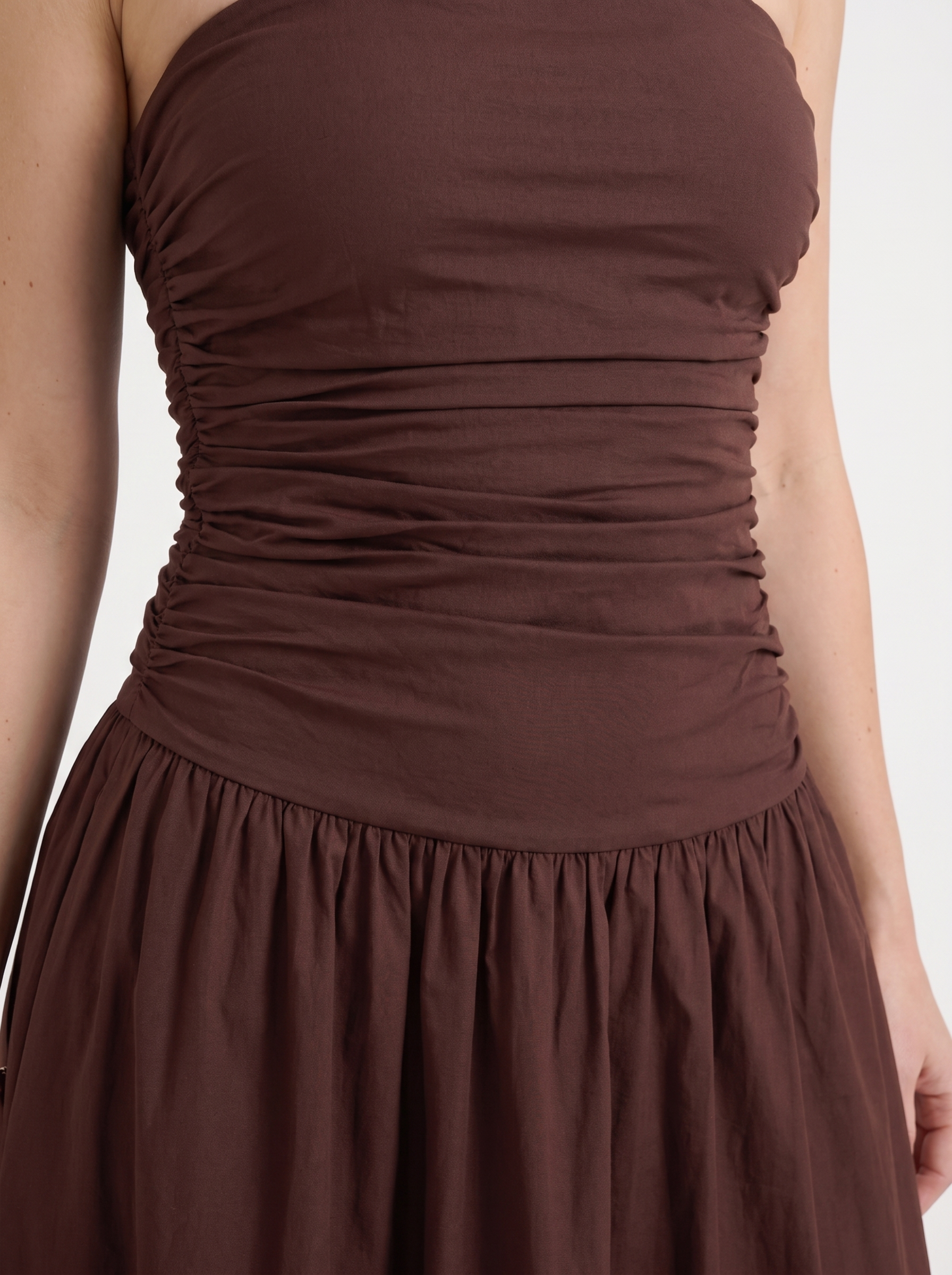 Glenna Gerafftes Bandeau Maxikleid