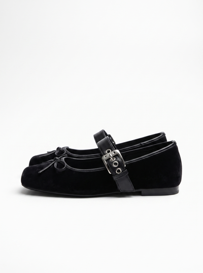 Ellie Riemchenballerinas mit Schnalle