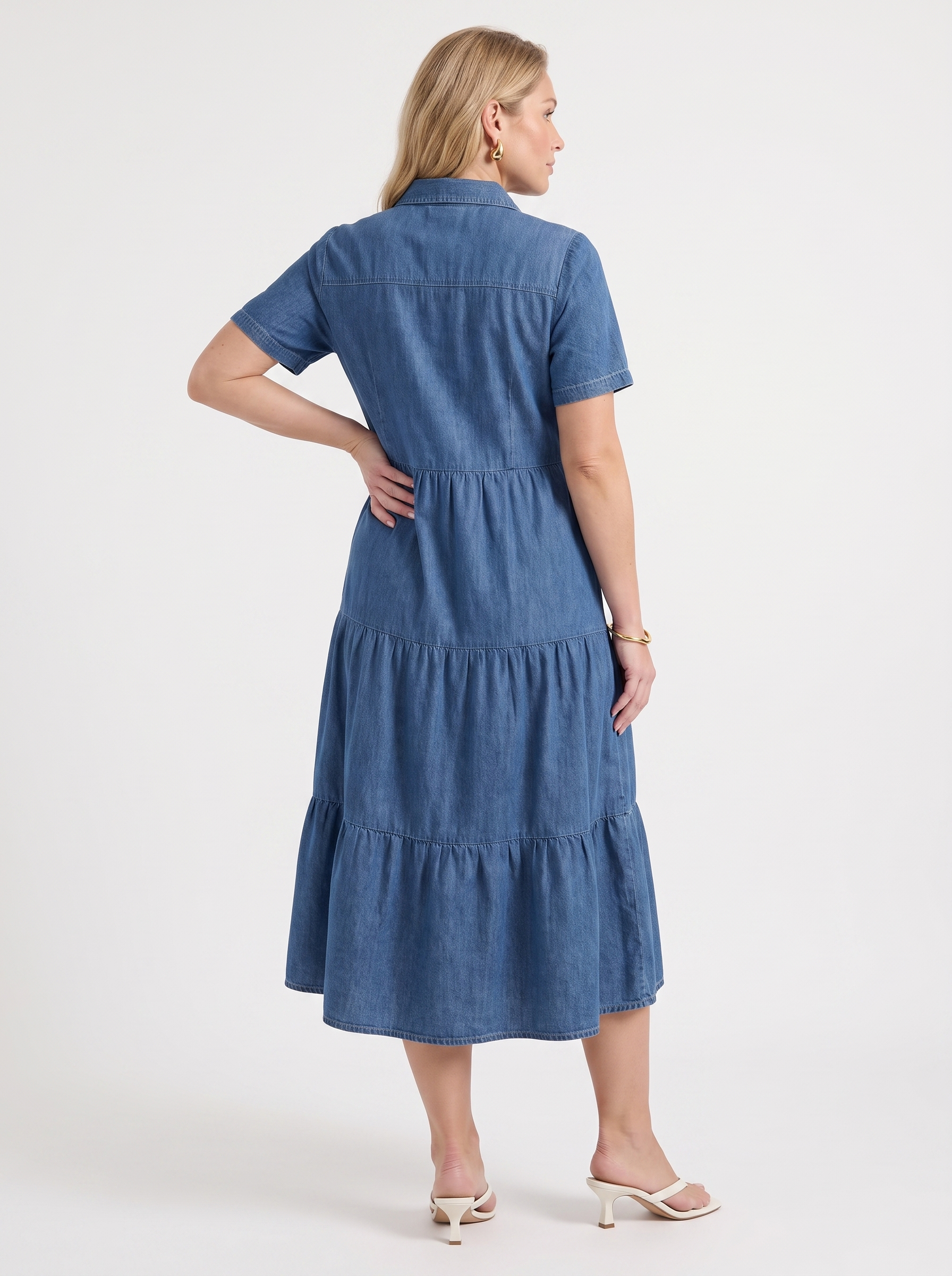Kesia Gestuftes Midi-Hemdblusenkleid