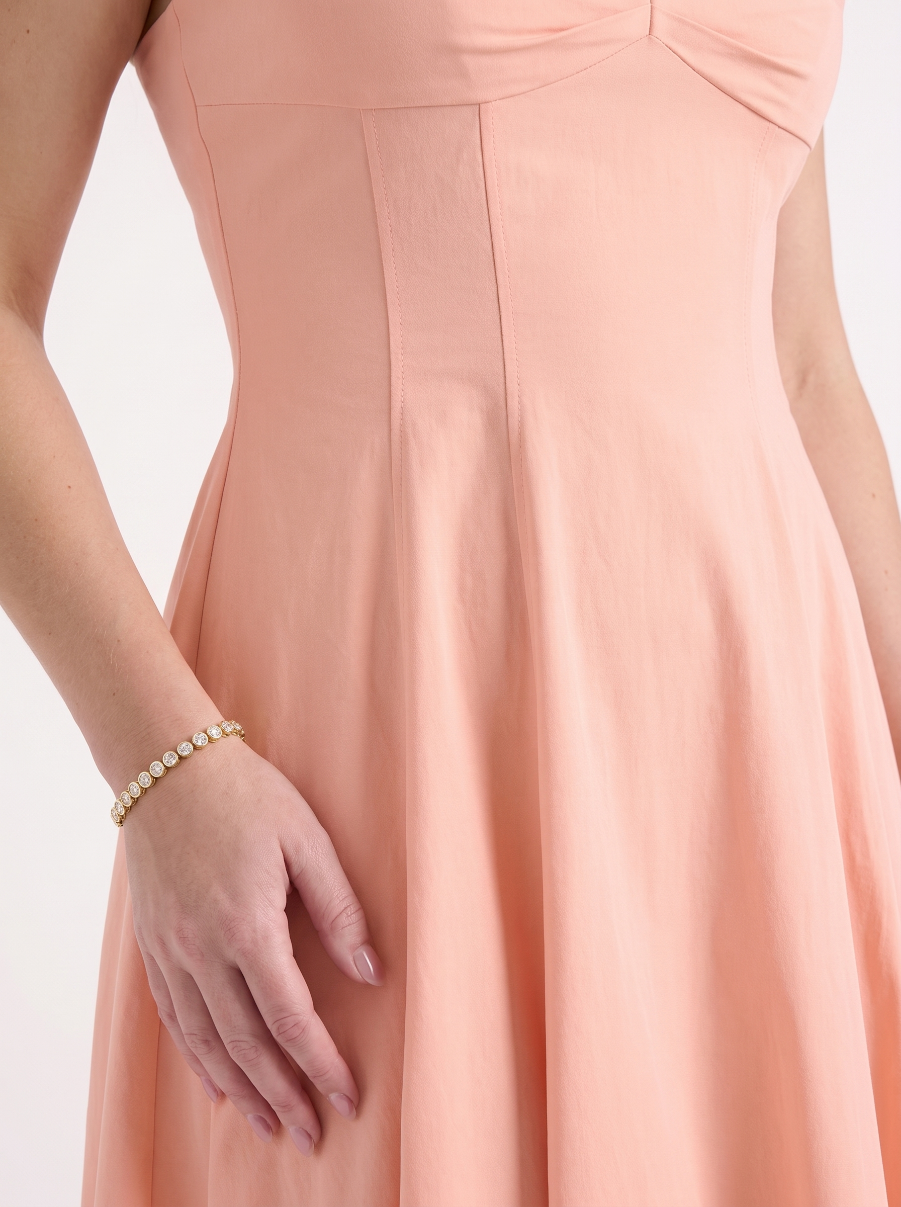 Vina Midikleid mit Herzausschnitt
