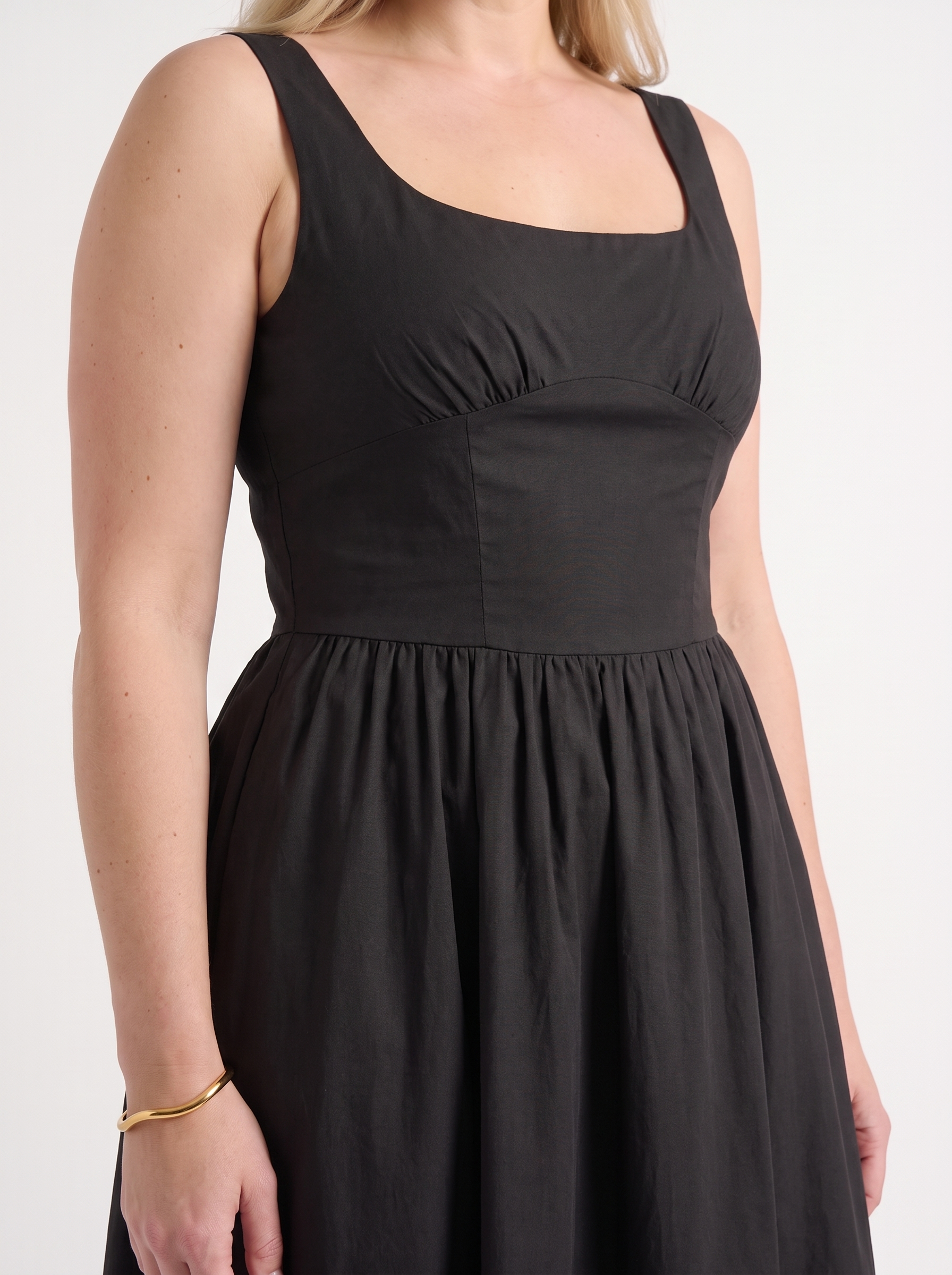 Delilah Midikleid mit Blumenmuster