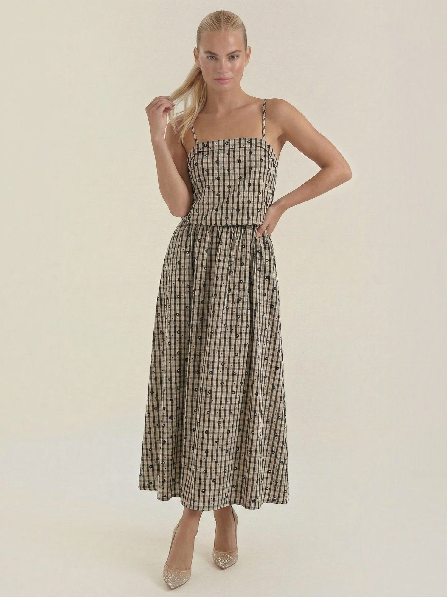 Taupe