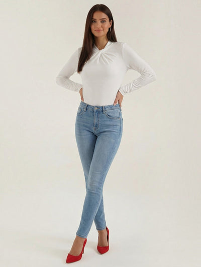 Jamie Bluse mit geknotetem Mock-Neck