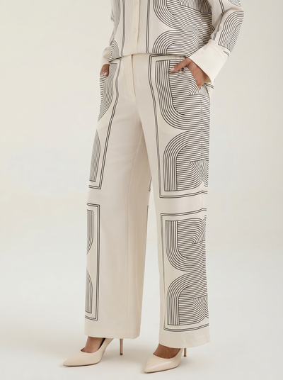 Jude Hose mit geometrischem Muster