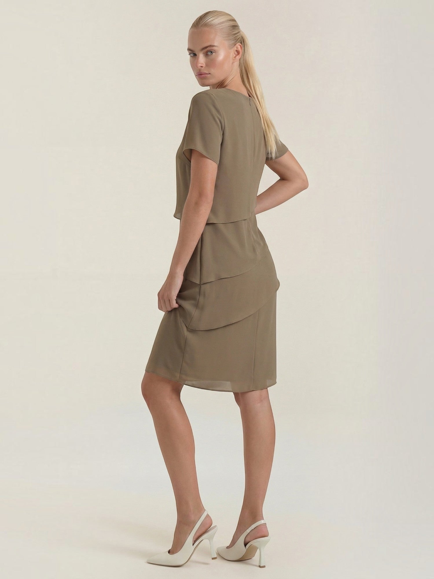 Taupe
