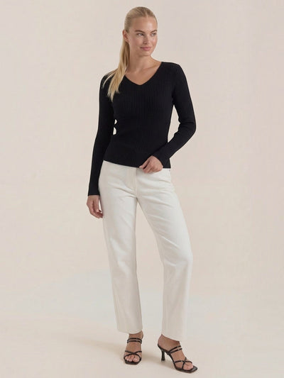 Michelle gerippter Pullover mit V-Ausschnitt